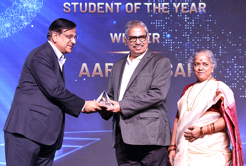 Category: Student of the Year Winner: Aarti Desai